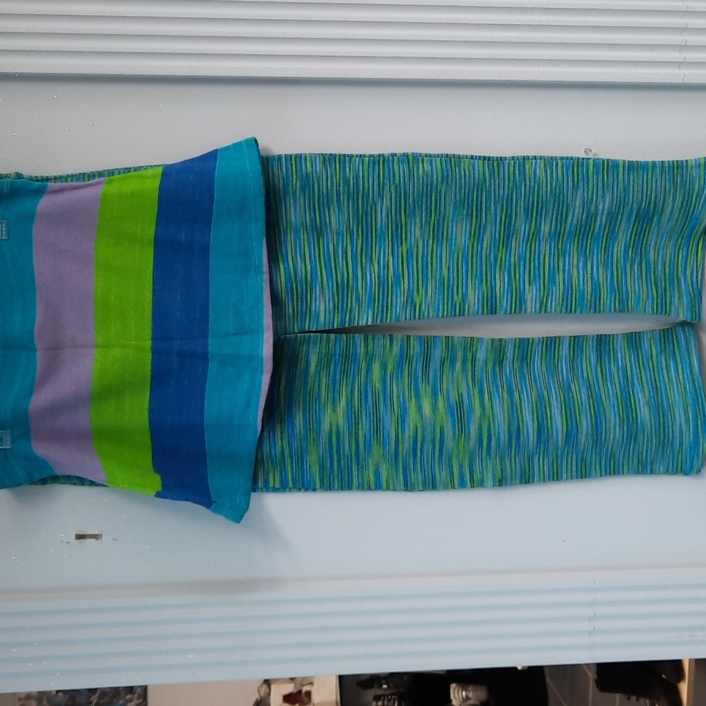 Multi Color Knit Outfit - Picture 6 of 16